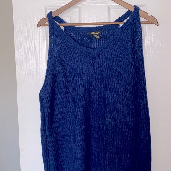 GORGEOUS Open Shoulder Knit Long Sleeve - Picture 1 of 1